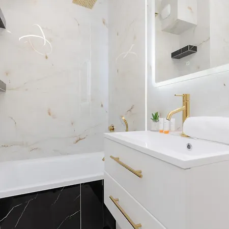 Lux Studio In By Renters Prestige Lägenhet