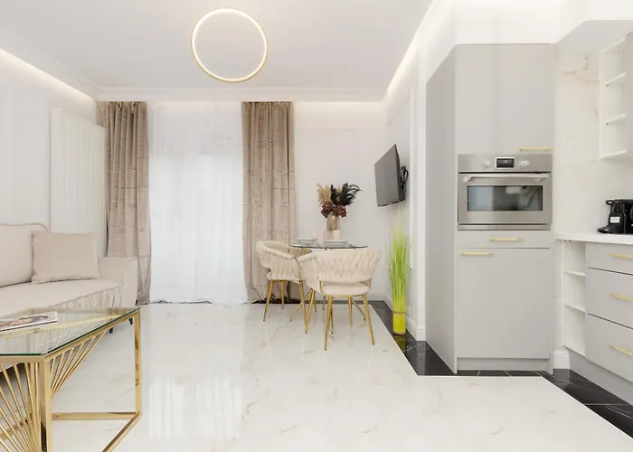 Lux Studio In By Renters Prestige